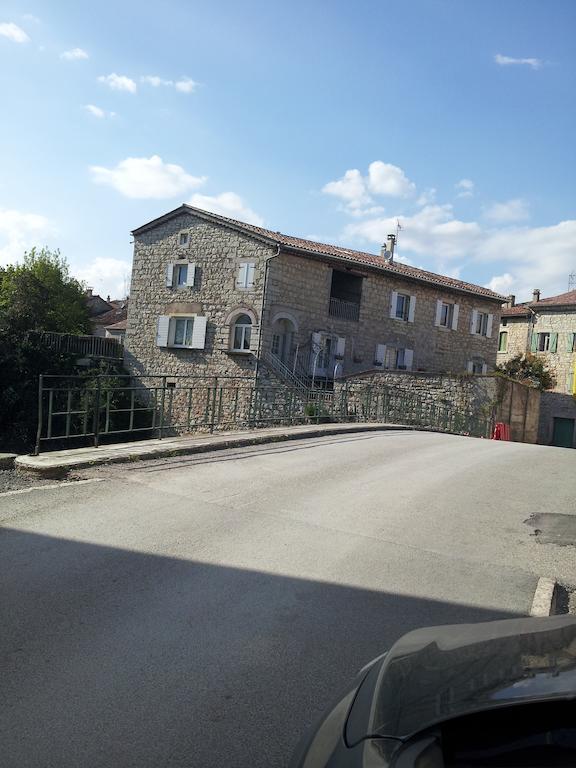La Mais'Ange Berrias-et-Casteljau Экстерьер фото